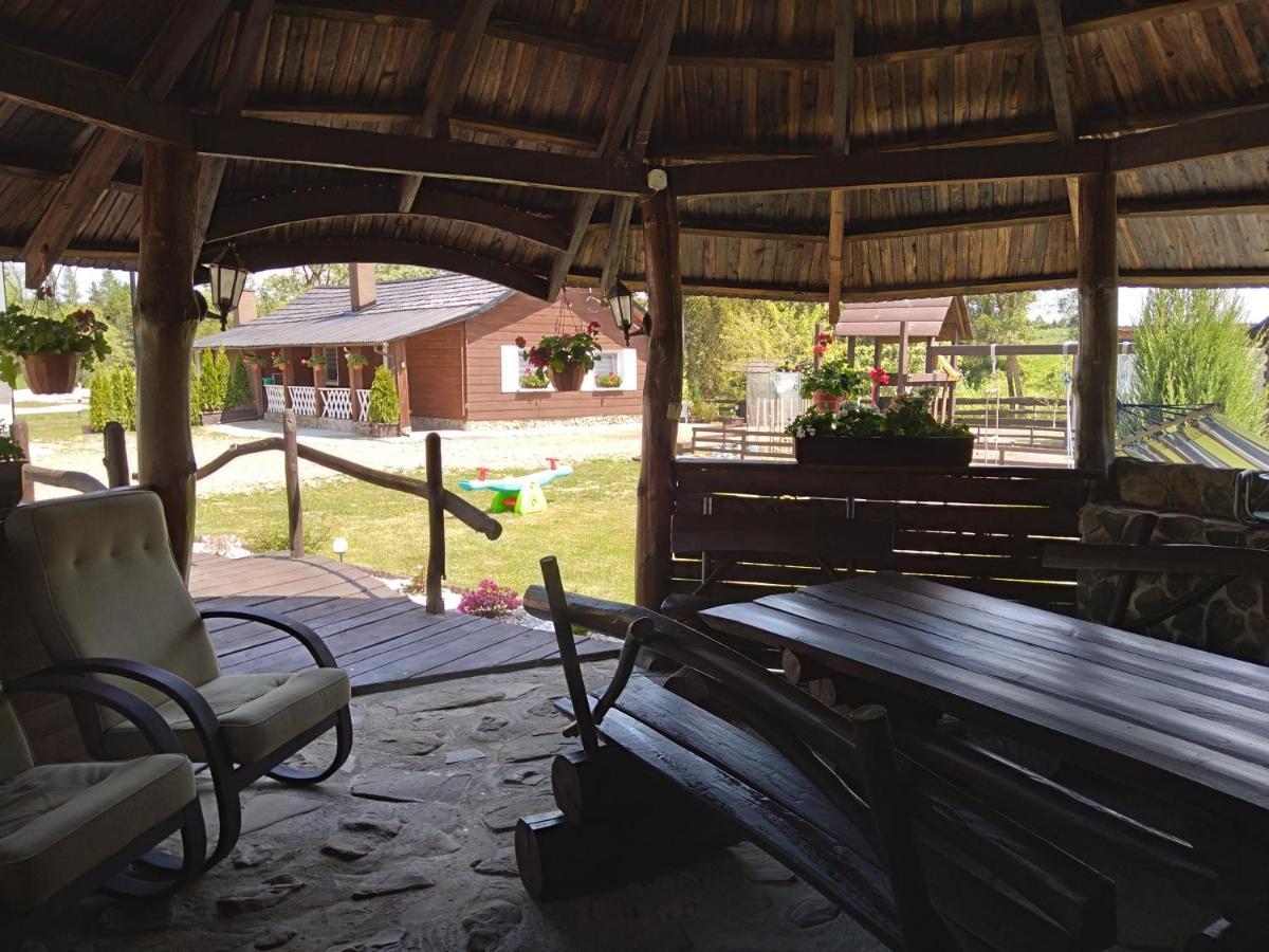 Domek Na Prerii Villa อุสชิกีดอลเน ภายนอก รูปภาพ