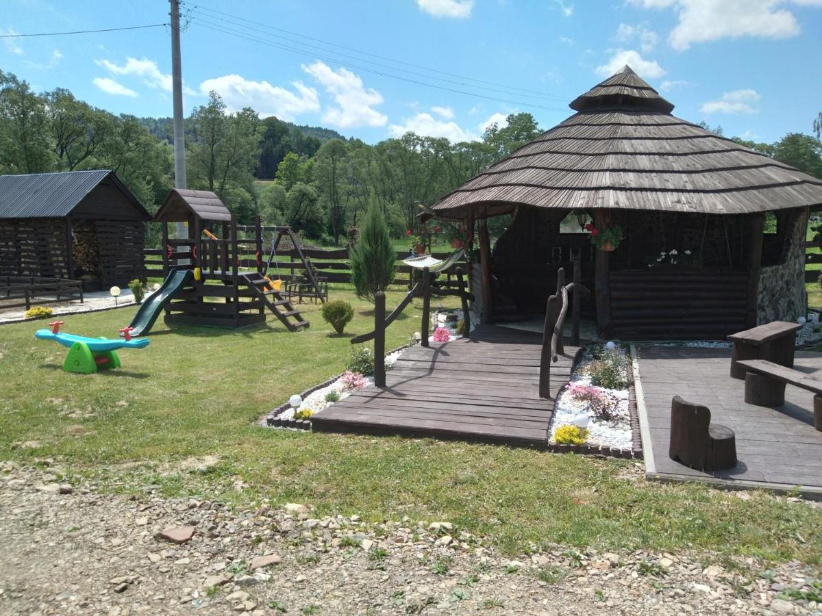 Domek Na Prerii Villa อุสชิกีดอลเน ภายนอก รูปภาพ