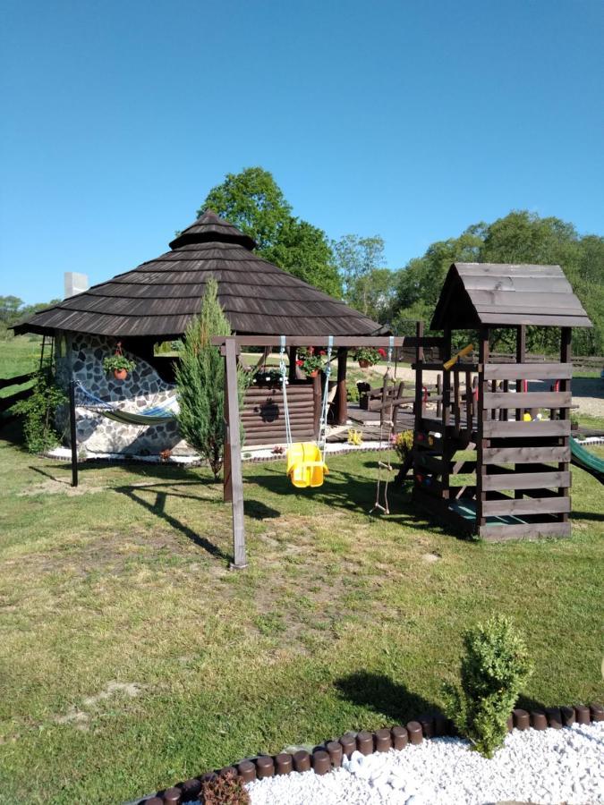 Domek Na Prerii Villa อุสชิกีดอลเน ภายนอก รูปภาพ